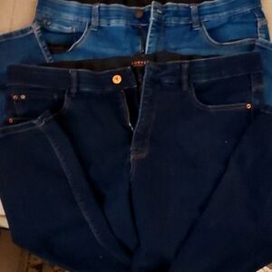 Lot (2) Curve Appeal Comfort Waist Jeans Sz 16 Lt & Dk Blue